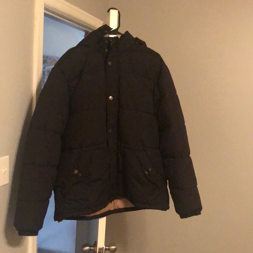 Men’s coat size large old navy